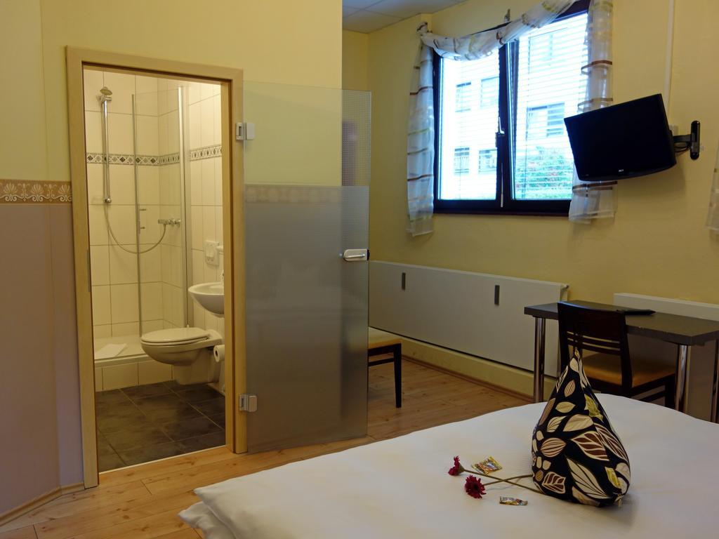 Stadthotel Regensburg Room photo